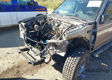 2003 Nissan Frontier Xe-V6 from USA, damaged, VIN 1N6ED29Y13C449346